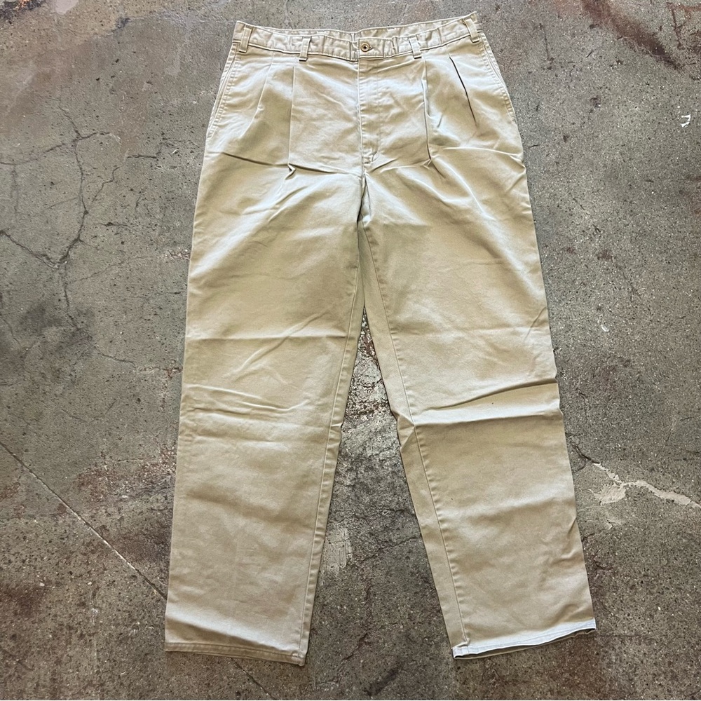 Vintage Dockers Pleated Trousers (36 x 32) (Made in USA 🇺🇸)